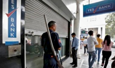 YES Bank in crisis 