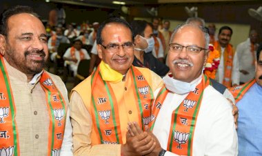 CM shivraj singh with gopal bhargav and suhas bhagat