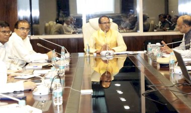 MP CM Shivraj singh chouhan in review meeting  