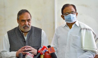 Senior Congress leaders Anand Sharma and P Chidambaramam