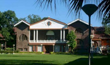 courtesy : governor.mp.gov.in