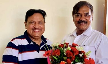 मंत्री अरविंद भदौरिया के साथ फेथ बिल्डर मालिक राघवेंद्र सिंह मंत्री अरविंद भदौरिया के साथ फेथ बिल्डर मालिक राघवेंद्र सिंह