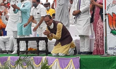 Photo Courtesy: Twitter Photo Courtesy: Twitter