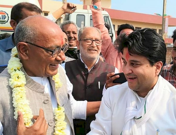 digvijay singh and jyotiraditya scindia 