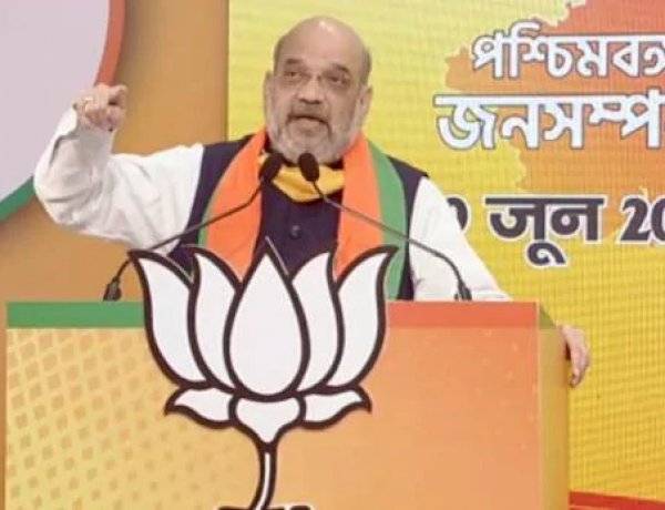 Photo courtesy : aajtak Photo courtesy : aajtak