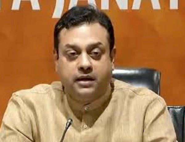 Photo Courtesy : News18 Photo Courtesy : News18