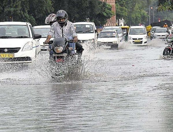 Photo Courtesy: Hindustan Times Photo Courtesy: Hindustan Times