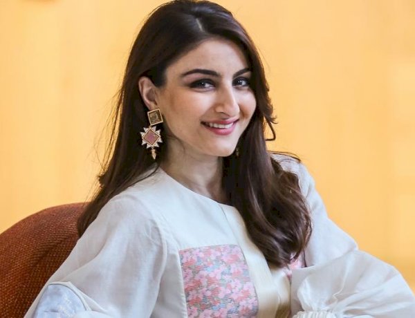 Photo Courtesy: Celebrity speakers India Photo Courtesy: Celebrity speakers India