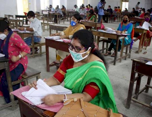 Photo Courtesy: Hindustan Times Photo Courtesy: Hindustan Times