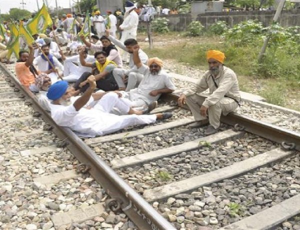 Photo Courtesy: Punjab Kesari Photo Courtesy: Punjab Kesari