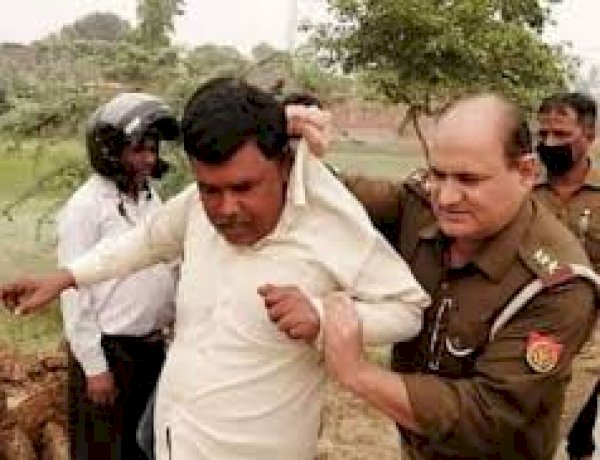 Photo Courtesy: News 18 Photo Courtesy: News 18
