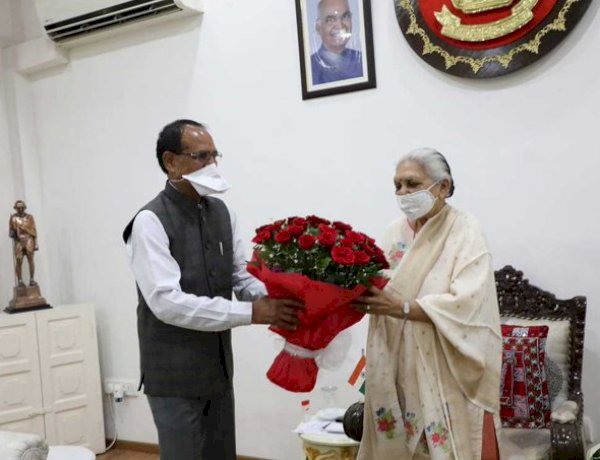 Photo Courtesy: Twitter Photo Courtesy: Twitter