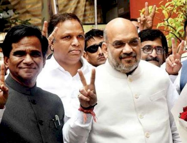 Photo Courtesy: Dainik Bhaskar Photo Courtesy: Dainik Bhaskar