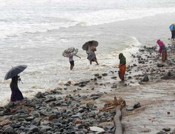 Photo Courtesy: Hindustan Times Photo Courtesy: Hindustan Times