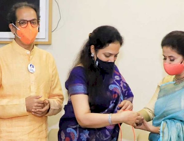Photo Courtesy: Zee News Photo Courtesy: Zee News