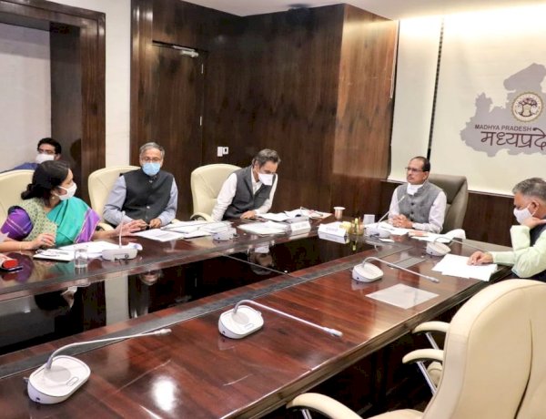 Photo Courtesy: Twitter Photo Courtesy: Twitter