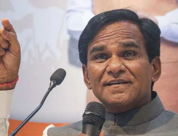 Photo Courtesy: Zeenews Photo Courtesy: Zeenews