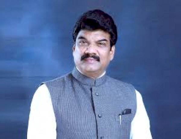 Govind Singh Rajput: मंत्री के दरबार में जनता हाजिर हो Govind Singh Rajput: मंत्री के दरबार में जनता हाजिर हो